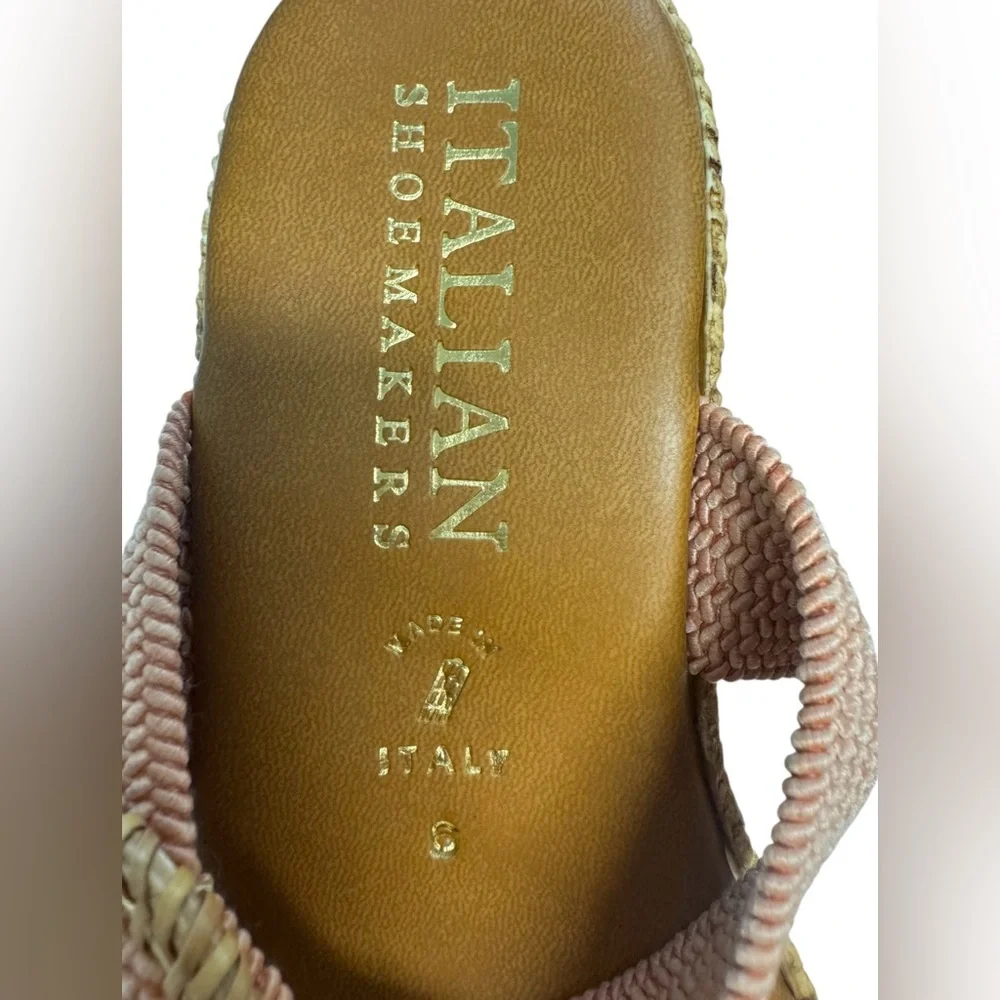 Italian Shoemakers Grania Pink Wedge Sandals with Gold Accent Size 6